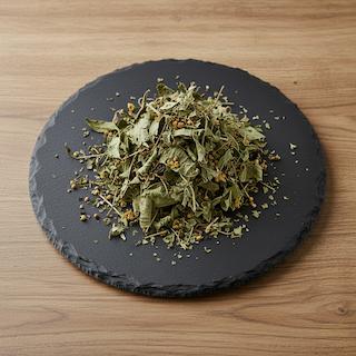 Weerstand Blend - Een kruidige metgezel voor gure dagen. (op steen)